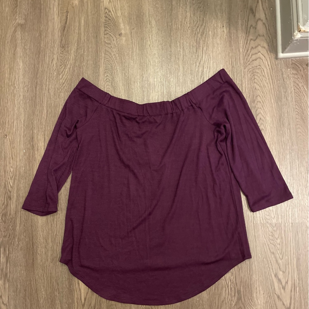Plum off the shoulder top - Picture 2 of 3